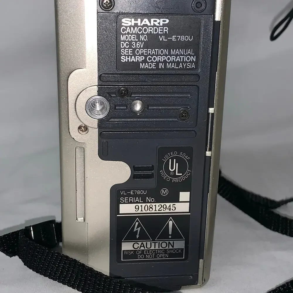 Vintage 2000’s Sharp VL-E780U Viewcam Video8 Camcorder & Accessories